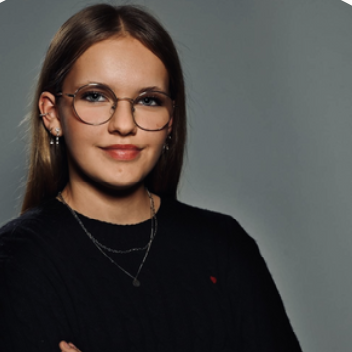 Carla Bull